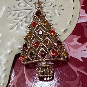 Festive Hedy Christmas Tree Brooch with Colorful Gems - Vintage